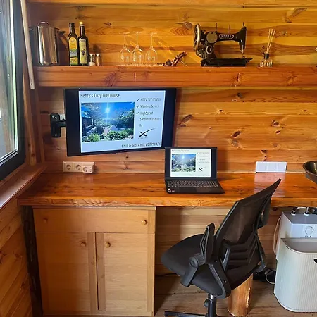 公寓 Henrys Cozy Tiny House - Ruhig, Garten, Terrasse *
