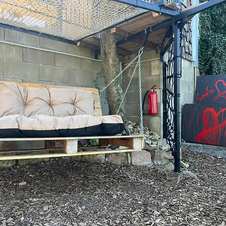 Henrys Cozy Tiny House - Ruhig, Garten, Terrasse Wurzburg