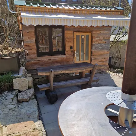 Henrys Cozy Tiny House - Ruhig, Garten, Talblick, * فورتسبورغ