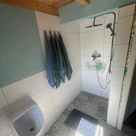 Henrys Cozy Tiny House - Ruhig, Garten, Talblick, شقة
