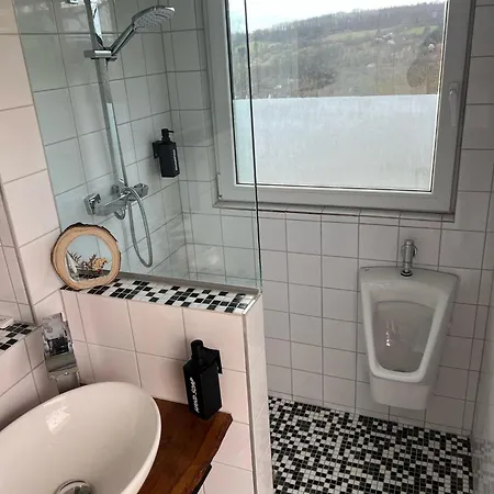 Henrys Cozy Tiny House - Ruhig, Garten, Talblick, *